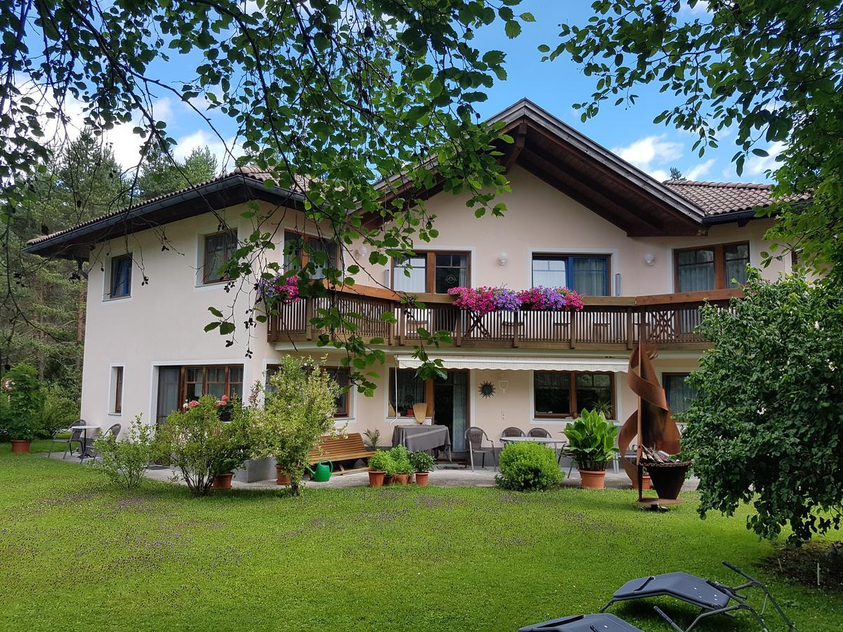 Apart-Alpin Stanzach Exterior photo